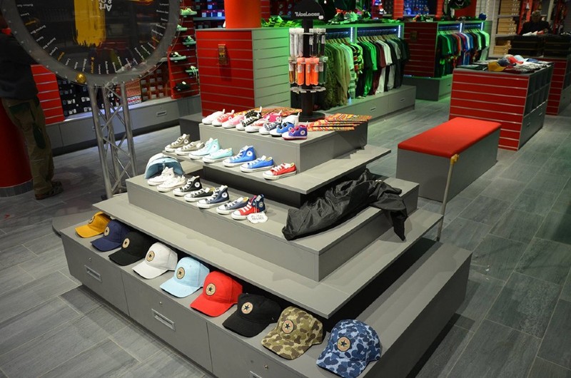 Sneaker Laden – Geschäftslokal einrichten lassen in Wien